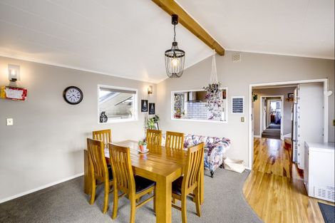 Photo of property in 10 Hastie Place, Onekawa, Napier, 4110