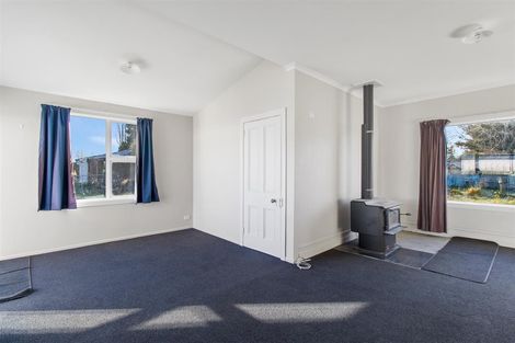 Photo of property in 48 Timaru Road, Waimate, 7924