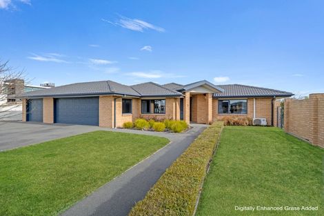 Photo of property in 8 Penbury Close, Huntingdon, Ashburton, 7774