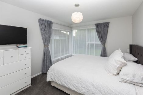 Photo of property in 1 Newport Street, Avondale, Christchurch, 8061