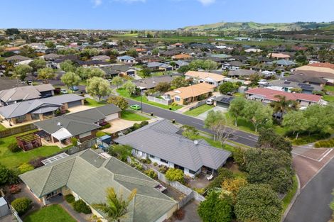 Photo of property in 1 Appaloosa Place, Papamoa Beach, Papamoa, 3118