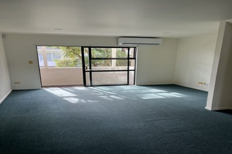 Photo of property in 123 Mokoia Road, Birkenhead, Auckland, 0626