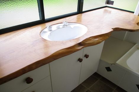 Photo of property in 312 Arapaepae Road South, Levin, 5571