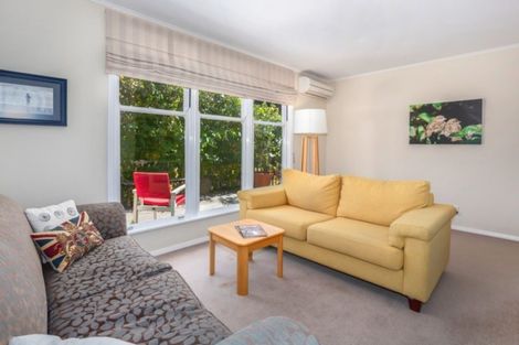 Photo of property in 11 Arero Place, Titahi Bay, Porirua, 5022