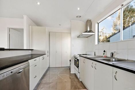 Photo of property in 329 Don Buck Road, Massey, Auckland, 0614