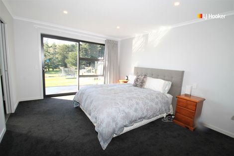 Photo of property in 19 George Street, Waihola, Milton, 9073