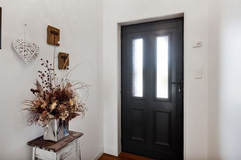 Photo of property in 30c Egmont Street, Hawera, 4610