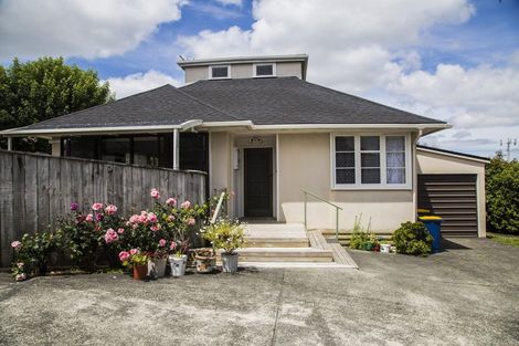 Photo of property in 14a Arawa Street, New Lynn, Auckland, 0600