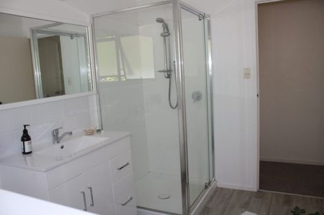 Photo of property in 1/31 Hauraki Road, Hauraki, Auckland, 0622