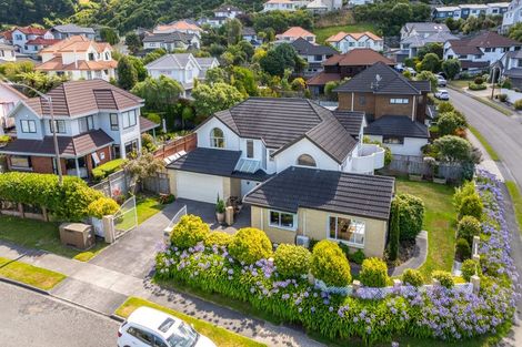 Photo of property in 138 Westchester Drive, Churton Park, Wellington, 6037