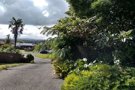 Photo of property in 10 Citation Way, Botany Downs, Auckland, 2010