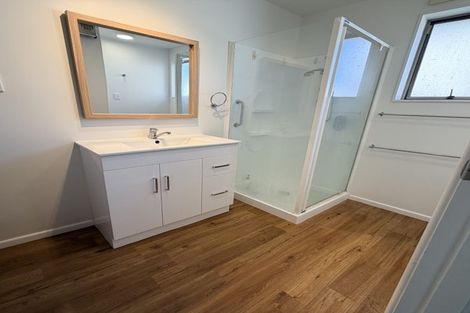 Photo of property in 2/74 Picton Avenue, Riccarton, Christchurch, 8011