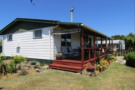 Photo of property in 16 Ruane Street, Glenavy, Waimate, 7980