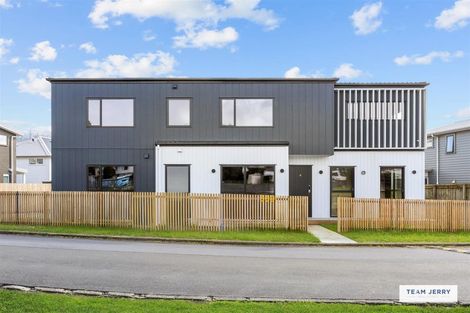 Photo of property in 339a Bucklands Beach Road, Bucklands Beach, Auckland, 2012