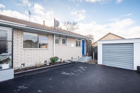 Photo of property in 3/9a Avonhead Road, Avonhead, Christchurch, 8042