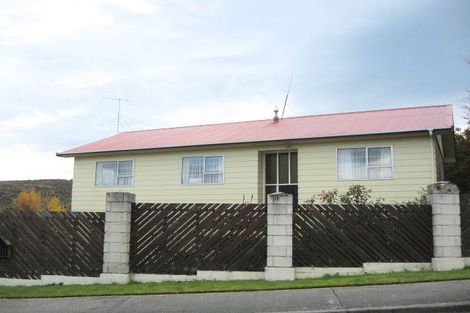 Photo of property in 5 Suffolk Place, Balclutha, 9230