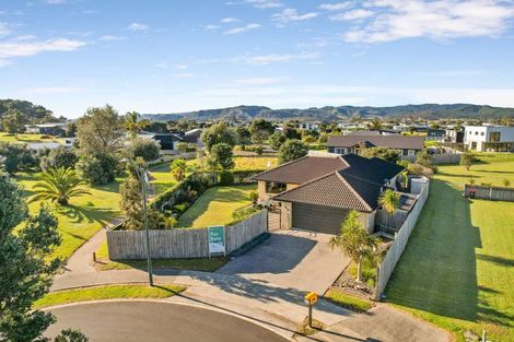 Photo of property in 106 Benjamin Place, Matarangi, Whitianga, 3592