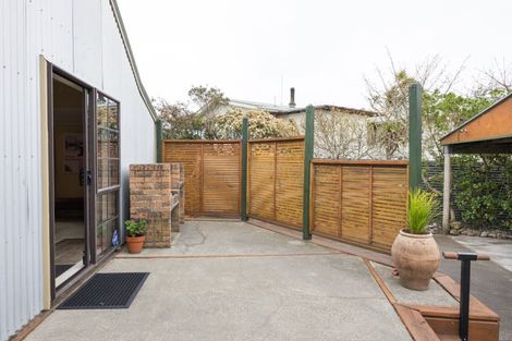 Photo of property in 5 Hennessy Street West, Foxton Beach, Foxton, 4815