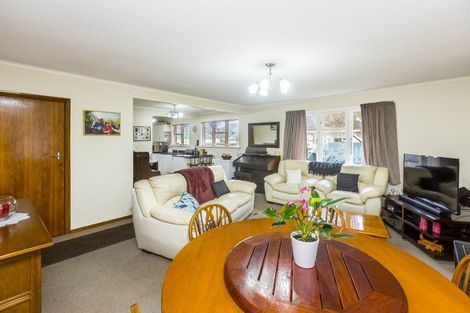 Photo of property in 53 Totara Park Road, Clouston Park, Upper Hutt, 5018