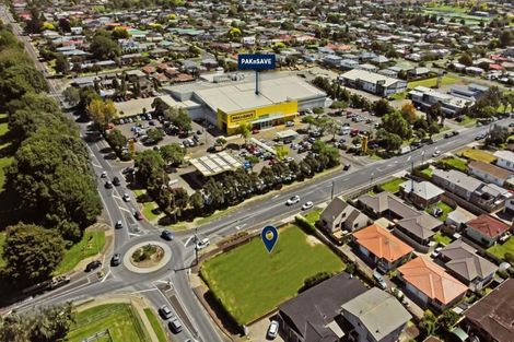 Photo of property in 77 Queen Street, Pukekohe, 2120