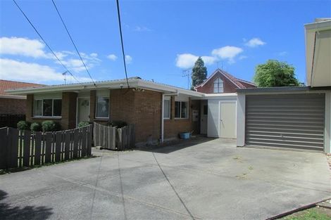 Photo of property in 3/1 Pine Road, Orewa, 0931
