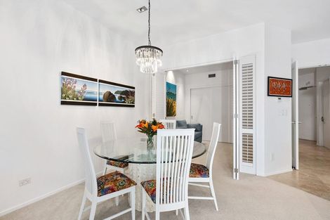 Photo of property in 1/7 The Promenade, Takapuna, Auckland, 0622