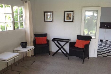 Photo of property in 35 Tremaine Avenue, Two Mile Bay, Taupo, 3330