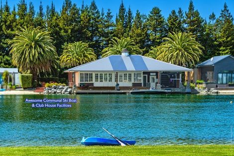 Photo of property in 28 Oakgrove Drive, Rangiora, 7400