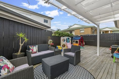 Photo of property in 3/670 Whangaparaoa Road, Stanmore Bay, Whangaparaoa, 0932