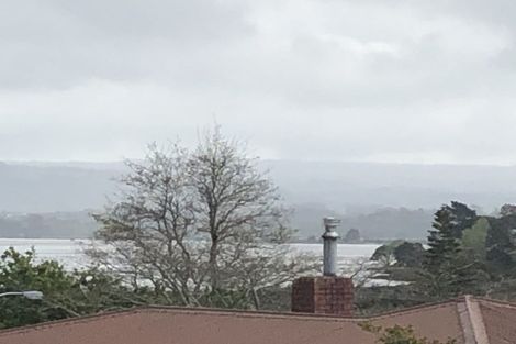 Photo of property in 1/340 Ngatai Road, Bellevue, Tauranga, 3110