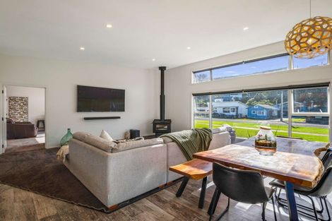 Photo of property in 14 Mowhanau Drive, Kai Iwi, Whanganui, 4574