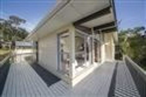 Photo of property in 1/17 Powrie Street, Glenfield, Auckland, 0629