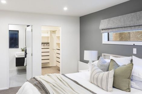 Photo of property in 54 Regency Crescent, Redwood, Christchurch, 8051