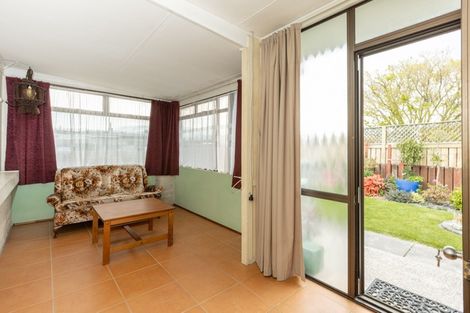 Photo of property in 2a Murphy Road, Taradale, Napier, 4112