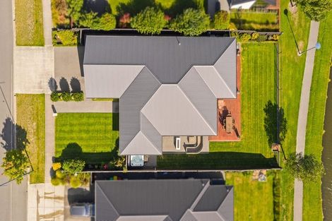 Photo of property in 62 Tiritiri Moana Drive, Pegasus, 7612