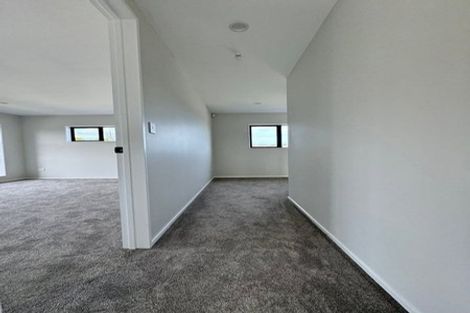 Photo of property in 15a Oakdale Road, Mount Roskill, Auckland, 1041