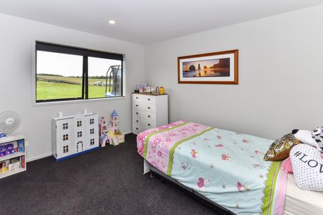 Photo of property in 133 Mcrobbie Road, Kingseat, Papakura, 2580