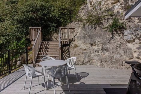 Photo of property in 157 Shakespeare Road, Bluff Hill, Napier, 4110