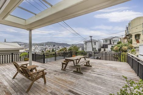 Photo of property in 100 Ellice Street, Mount Victoria, Wellington, 6011