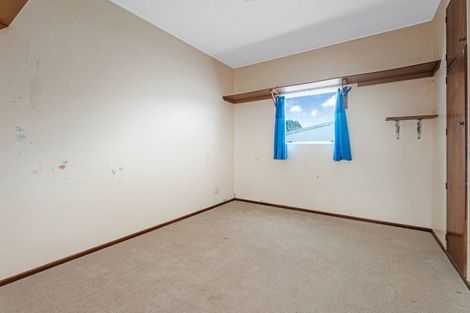 Photo of property in 18 Woburn Road, Northland, Wellington, 6012