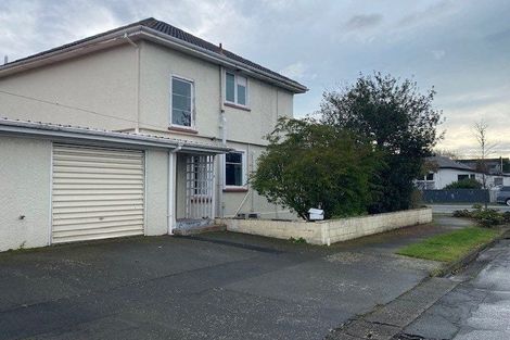 Photo of property in 2 Highgate Avenue, Merivale, Christchurch, 8014