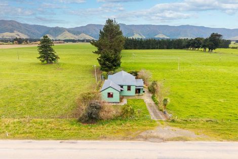Photo of property in 992 Top Grass Road, Dannevirke, 4972