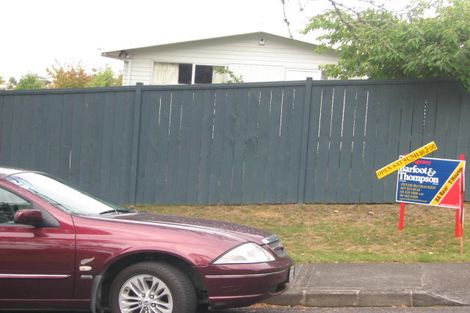 Photo of property in 1/8 Chequers Avenue, Glenfield, Auckland, 0629