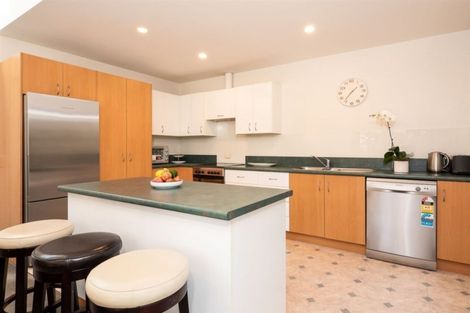 Photo of property in 32a Farquhars Road, Redwood, Christchurch, 8051