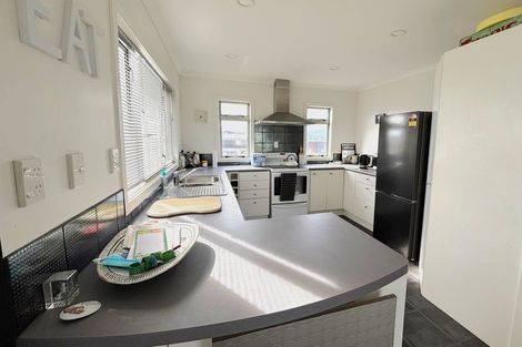 Photo of property in 22a Marine Parade South, Foxton Beach, Foxton, 4815