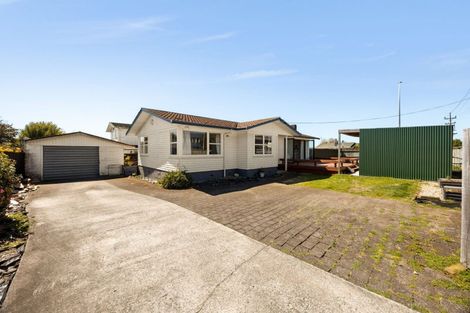 Photo of property in 100 Morrow Avenue, St Andrews, Hamilton, 3200
