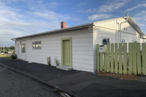 Photo of property in 77 Karaka Street, Castlecliff, Whanganui, 4501