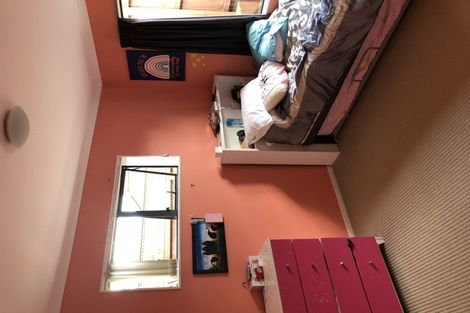 Photo of property in 11 Ina Ville Drive, Pukekohe, 2120