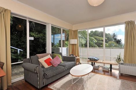 Photo of property in 37 Putnam Street, Northland, Wellington, 6012