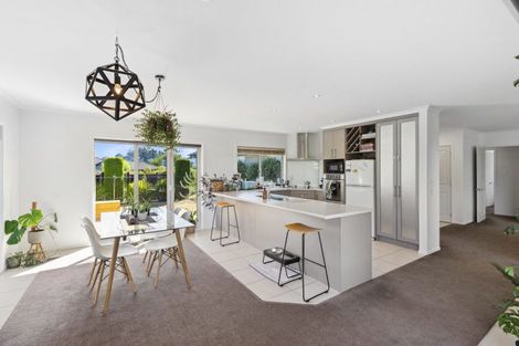 Photo of property in 13 Ernest Kemp Rise, Wharewaka, Taupo, 3330